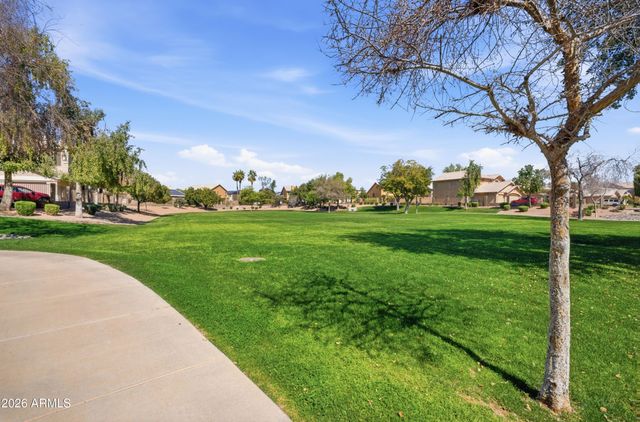 418 S BURK Street, Gilbert, AZ 85296