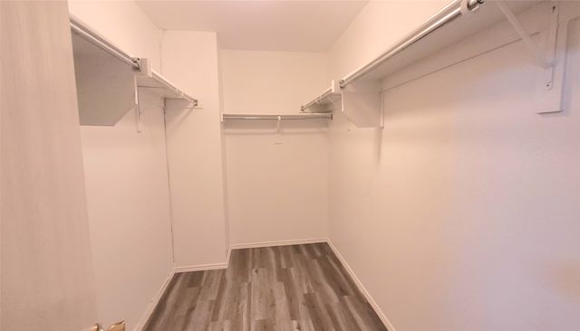 8470 Goldfinch Way, Dallas, TX 75249