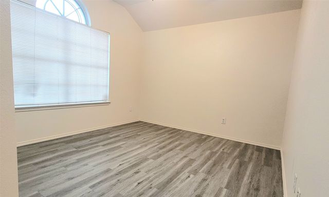 8470 Goldfinch Way, Dallas, TX 75249