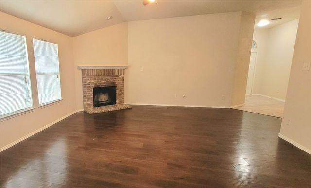 8470 Goldfinch Way, Dallas, TX 75249