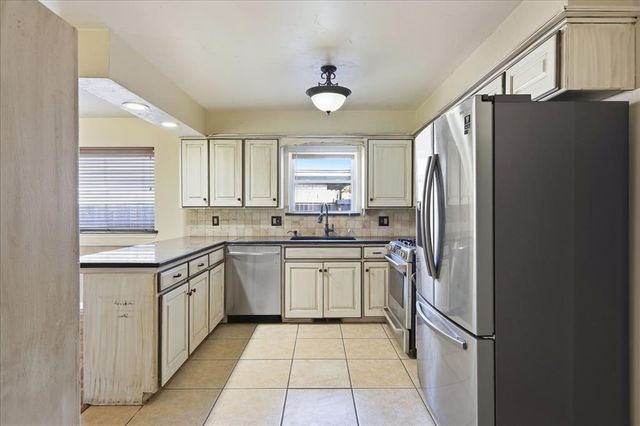 3108 Lakeside Drive, Oklahoma City, OK 73120