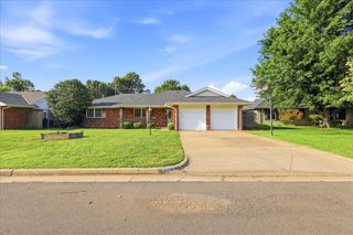 3108 Lakeside Drive, Oklahoma City, OK 73120