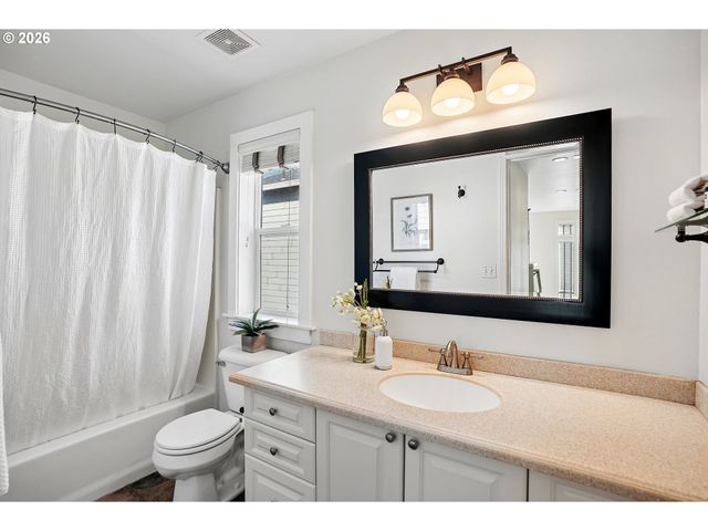 16147 Sw PALERMO Ln, Portland, OR 97223