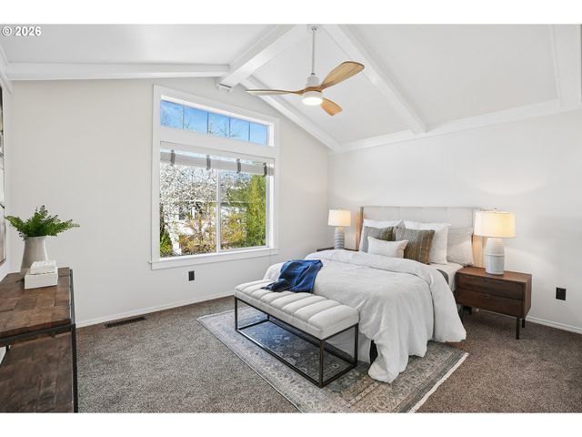 16147 Sw PALERMO Ln, Portland, OR 97223