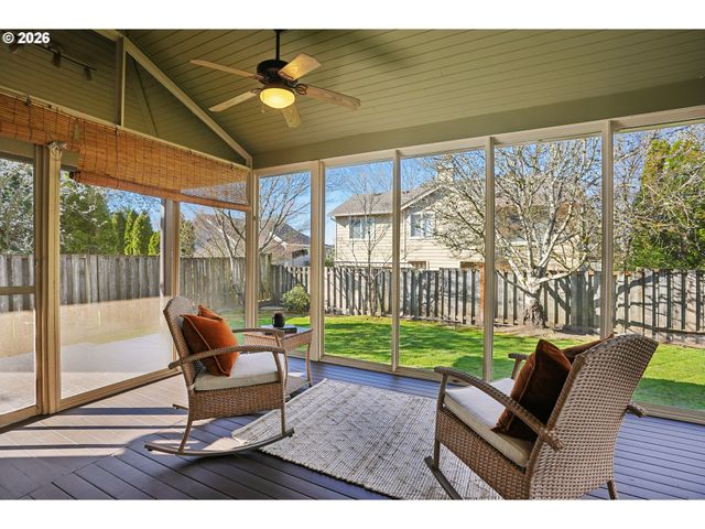 16147 Sw PALERMO Ln, Portland, OR 97223