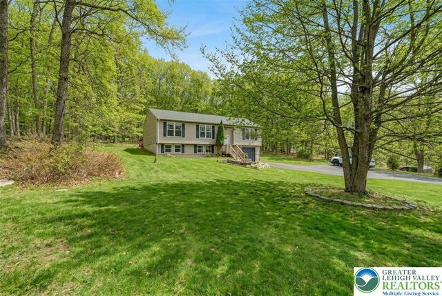 1677 PA-Route 715, Jackson Twp, PA 18360