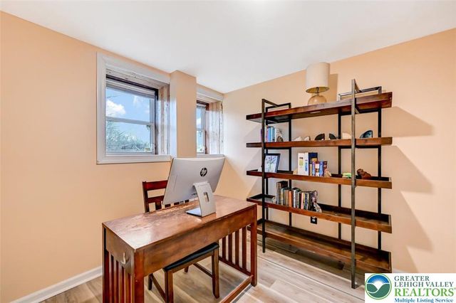 1677 PA-Route 715, Jackson Twp, PA 18360