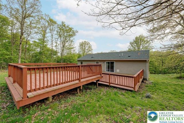 1677 PA-Route 715, Jackson Twp, PA 18360