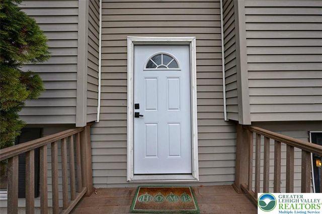 1677 PA-Route 715, Jackson Twp, PA 18360