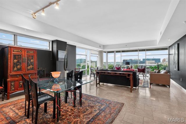 4545 Lindell Boulevard 29, St Louis, MO 63108