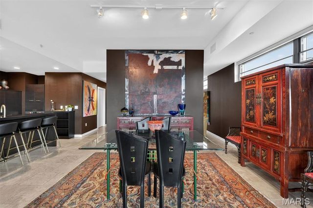 4545 Lindell Boulevard 29, St Louis, MO 63108