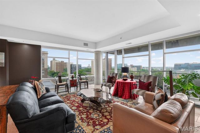 4545 Lindell Boulevard 29, St Louis, MO 63108