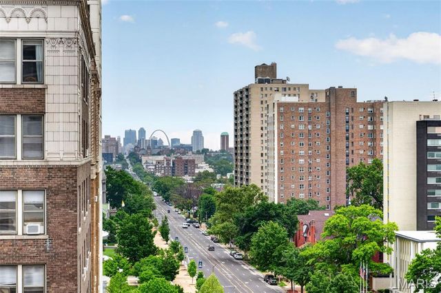 4545 Lindell Boulevard 29, St Louis, MO 63108