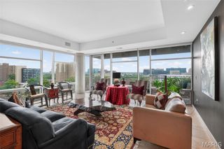 4545 Lindell Boulevard 29, St Louis, MO 63108