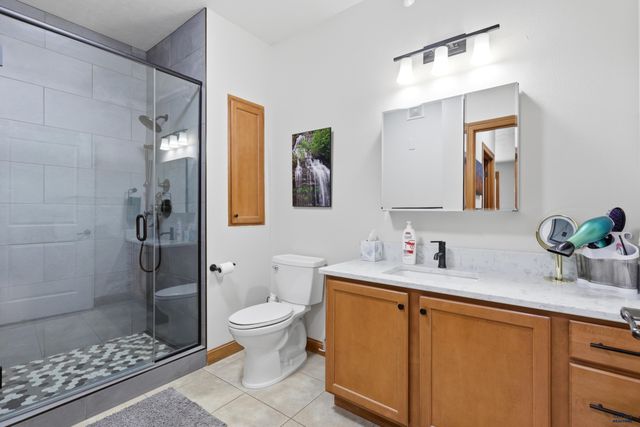 4003 FAIRWAY HILLS DR, Rapid City, SD 57702