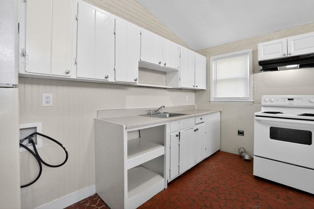 1568 GOWAN DR, Memphis, TN 38127