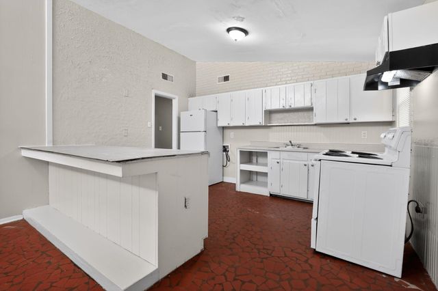 1568 GOWAN DR, Memphis, TN 38127