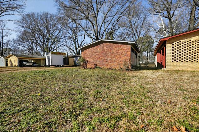 1568 GOWAN DR, Memphis, TN 38127