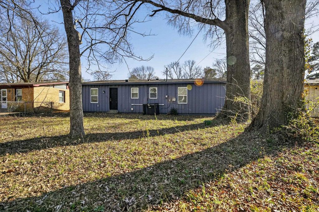 1568 GOWAN DR, Memphis, TN 38127