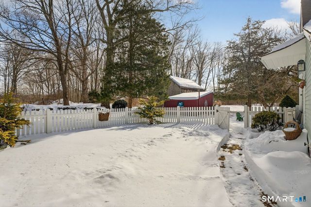 279 Roast Meat Hill Road, Killingworth, CT 06419