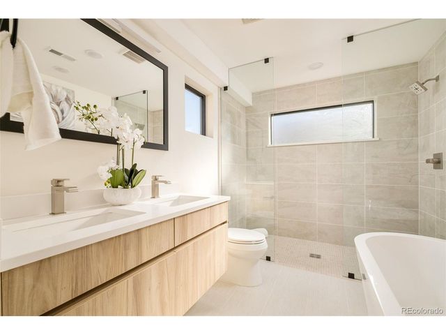 3414 Lawrence St, Denver, CO 80205