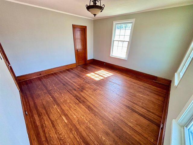 400 E Buford Street, Gaffney, SC 29340