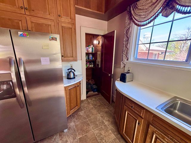 400 E Buford Street, Gaffney, SC 29340