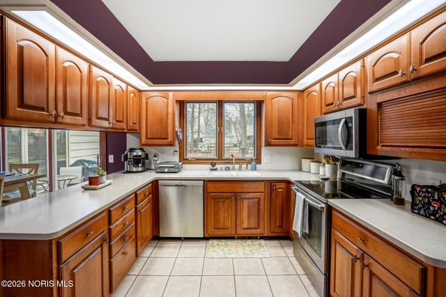 4618 Weldwood Lane, Sylvania, OH 43560