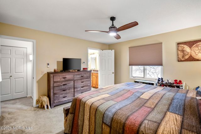 4618 Weldwood Lane, Sylvania, OH 43560