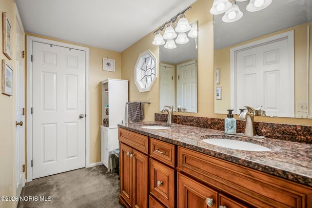 4618 Weldwood Lane, Sylvania, OH 43560