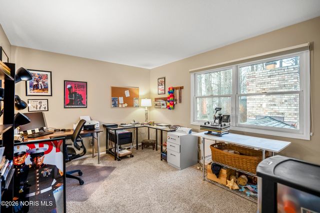 4618 Weldwood Lane, Sylvania, OH 43560