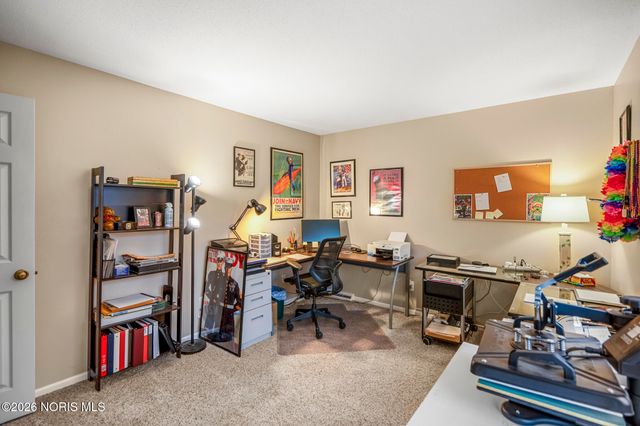 4618 Weldwood Lane, Sylvania, OH 43560