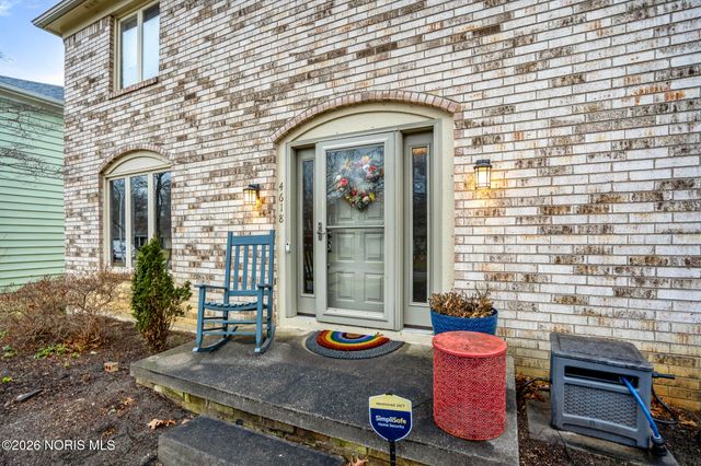 4618 Weldwood Lane, Sylvania, OH 43560