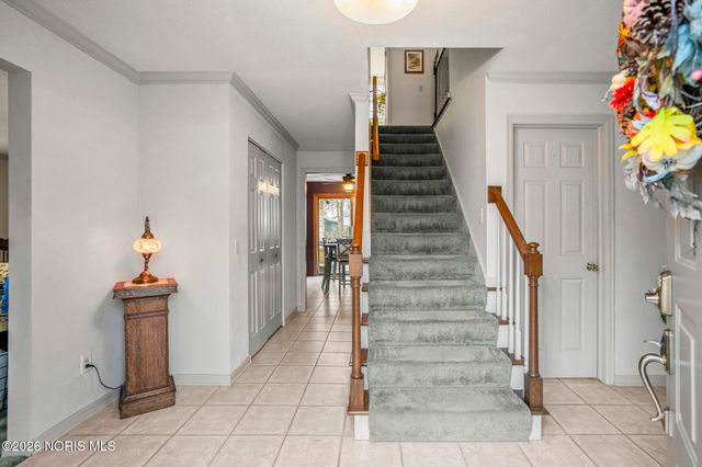 4618 Weldwood Lane, Sylvania, OH 43560