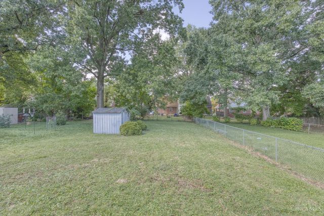 6435 Graceland Avenue, Golf Manor, OH 45237