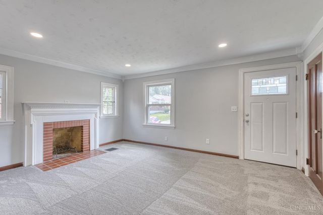 6435 Graceland Avenue, Golf Manor, OH 45237