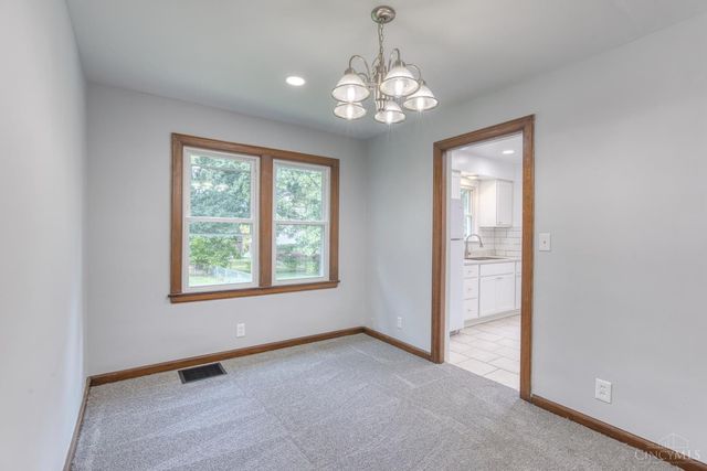6435 Graceland Avenue, Golf Manor, OH 45237