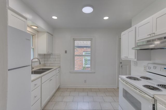 6435 Graceland Avenue, Golf Manor, OH 45237