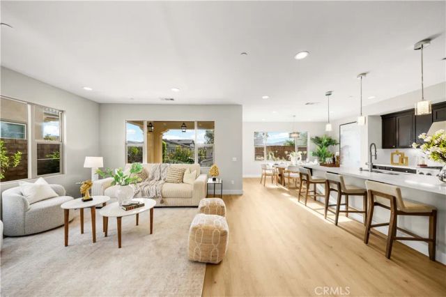1 Intriga Court, Rancho Mission Viejo, CA 92694