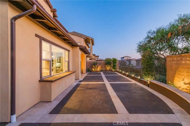 1 Intriga Court, Rancho Mission Viejo, CA 92694