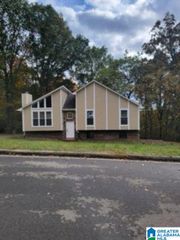 13 POLARIS CIRCLE, Birmingham, AL 35215