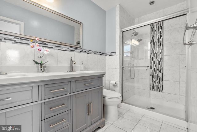 1525 SQUIRE LN, Cherry Hill, NJ 08003