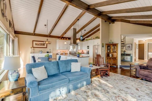 679 Orlando, Cambria, CA 93428