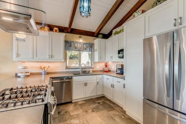 679 Orlando, Cambria, CA 93428