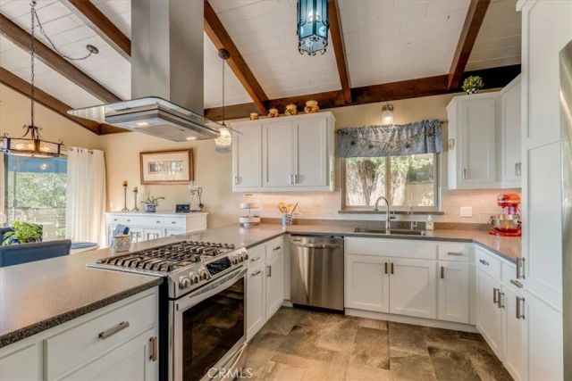 679 Orlando, Cambria, CA 93428