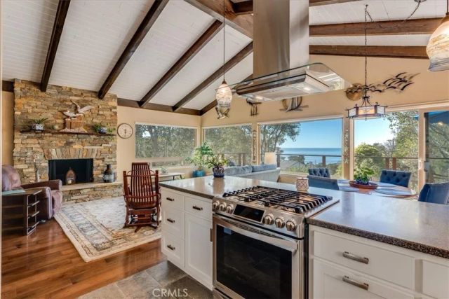 679 Orlando, Cambria, CA 93428