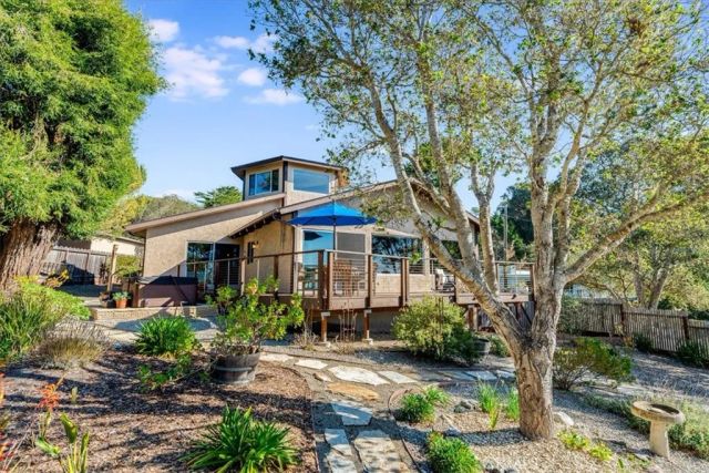 679 Orlando, Cambria, CA 93428