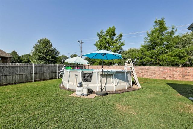 1540 NW 17th Place, Newcastle, OK 73065