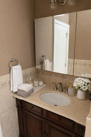 27280 SW 166th Ave, Homestead, FL 33031