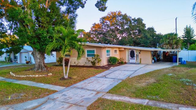 3635 BALI DRIVE, Sarasota, FL 34232